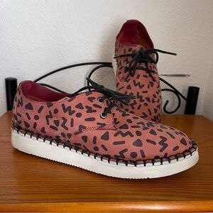 Women's Tessa Goat Milled Leather Maruti Pink and Black Shoes size 8